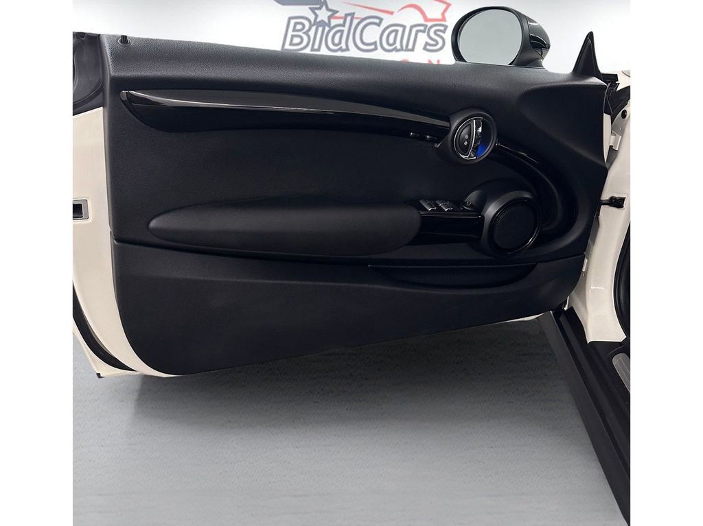 Used 2018 MINI Cooper S image 8