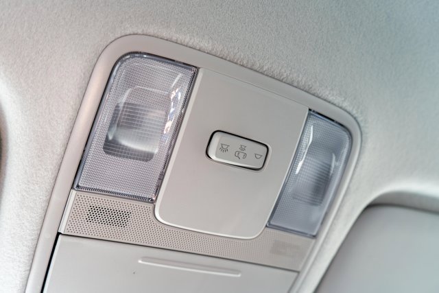 Used 2023 Kia Forte LXS image 28