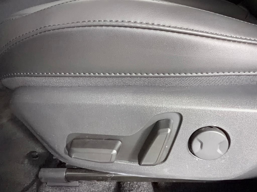Used 2025 Kia Niro Wind FWD image 24