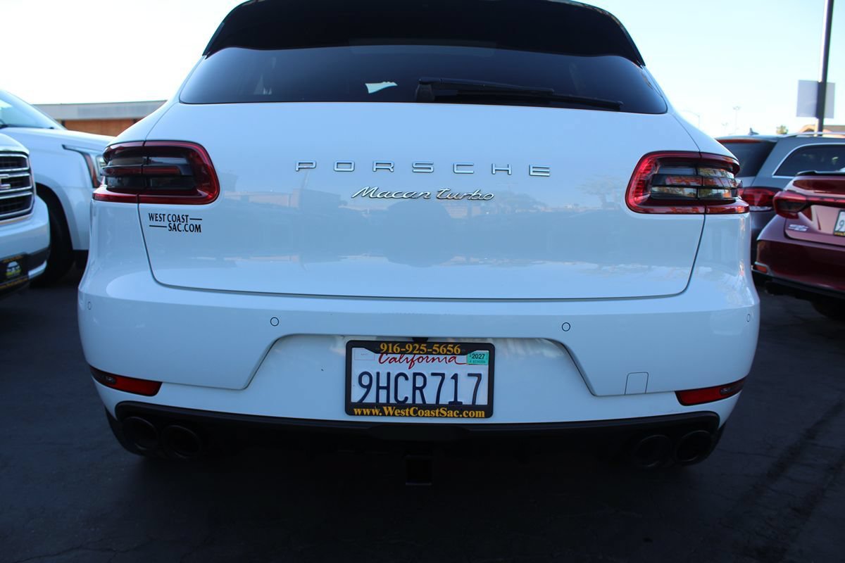 Used 2017 Porsche Macan Turbo AWD/4WD image 15