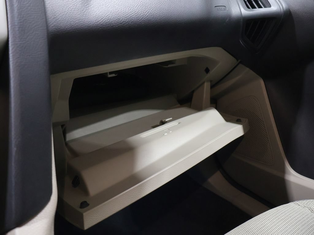 Used 2012 Ford Focus SE FWD image 31