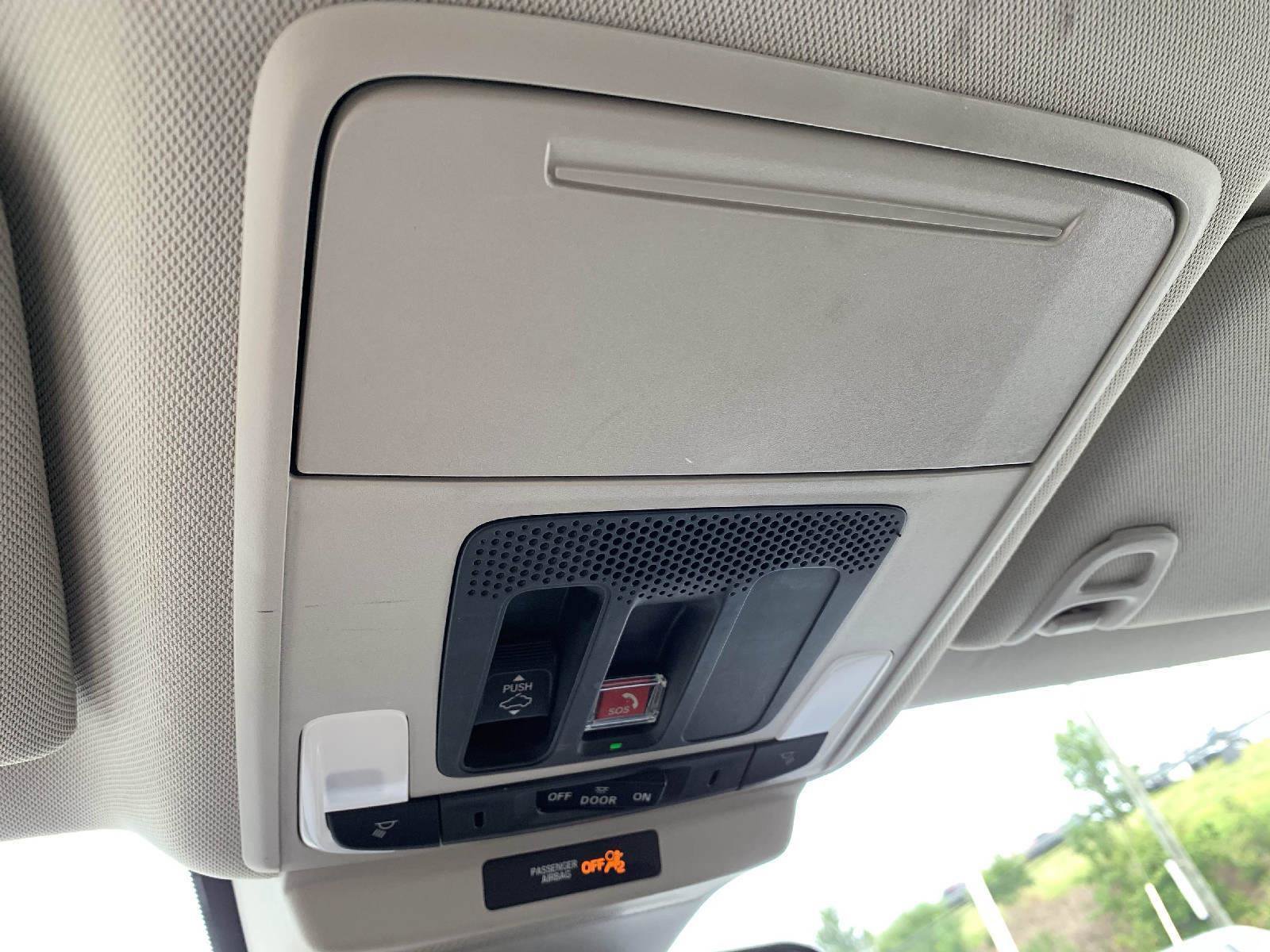Certified 2024 Honda Accord EX image 28