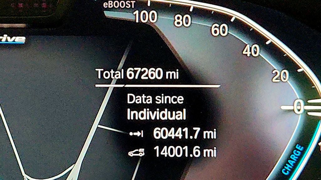 Used 2020 BMW 745e xDrive AWD/4WD image 16