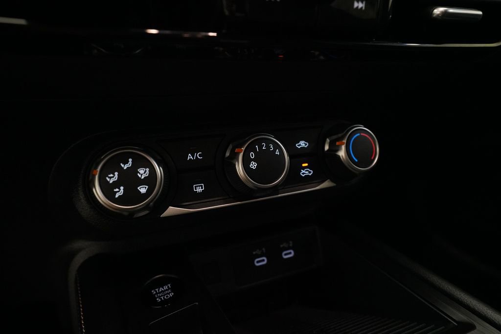 Certified 2025 Nissan Kicks SV image 20