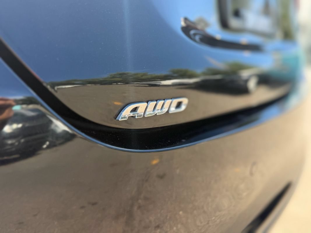 Used 2015 Chrysler 200 C w/ Navigation & Sound Group I AWD/4WD image 27