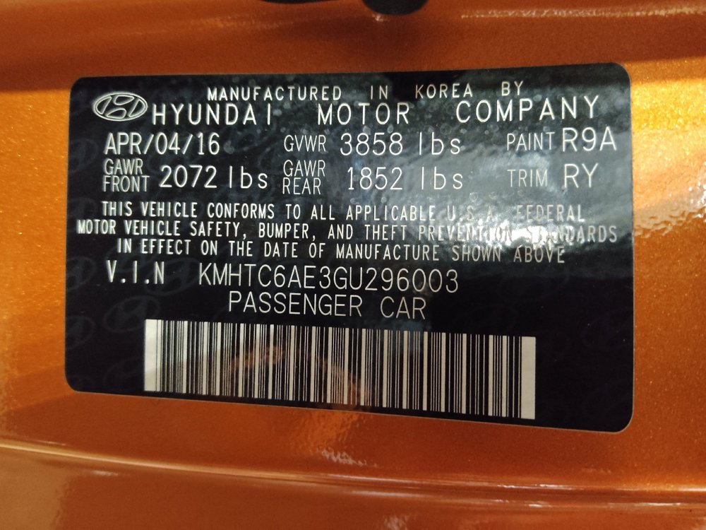 Used 2016 Hyundai Veloster Turbo FWD image 33