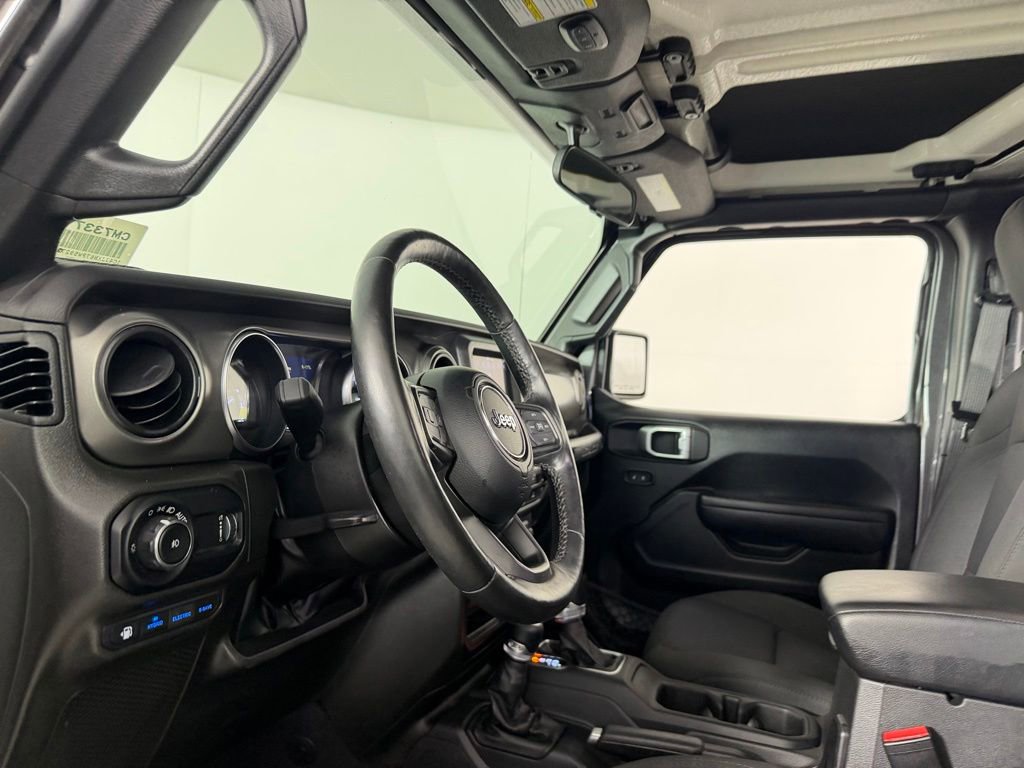 Used 2023 Jeep Wrangler Unlimited w/ Cold Weather Group AWD/4WD image 21