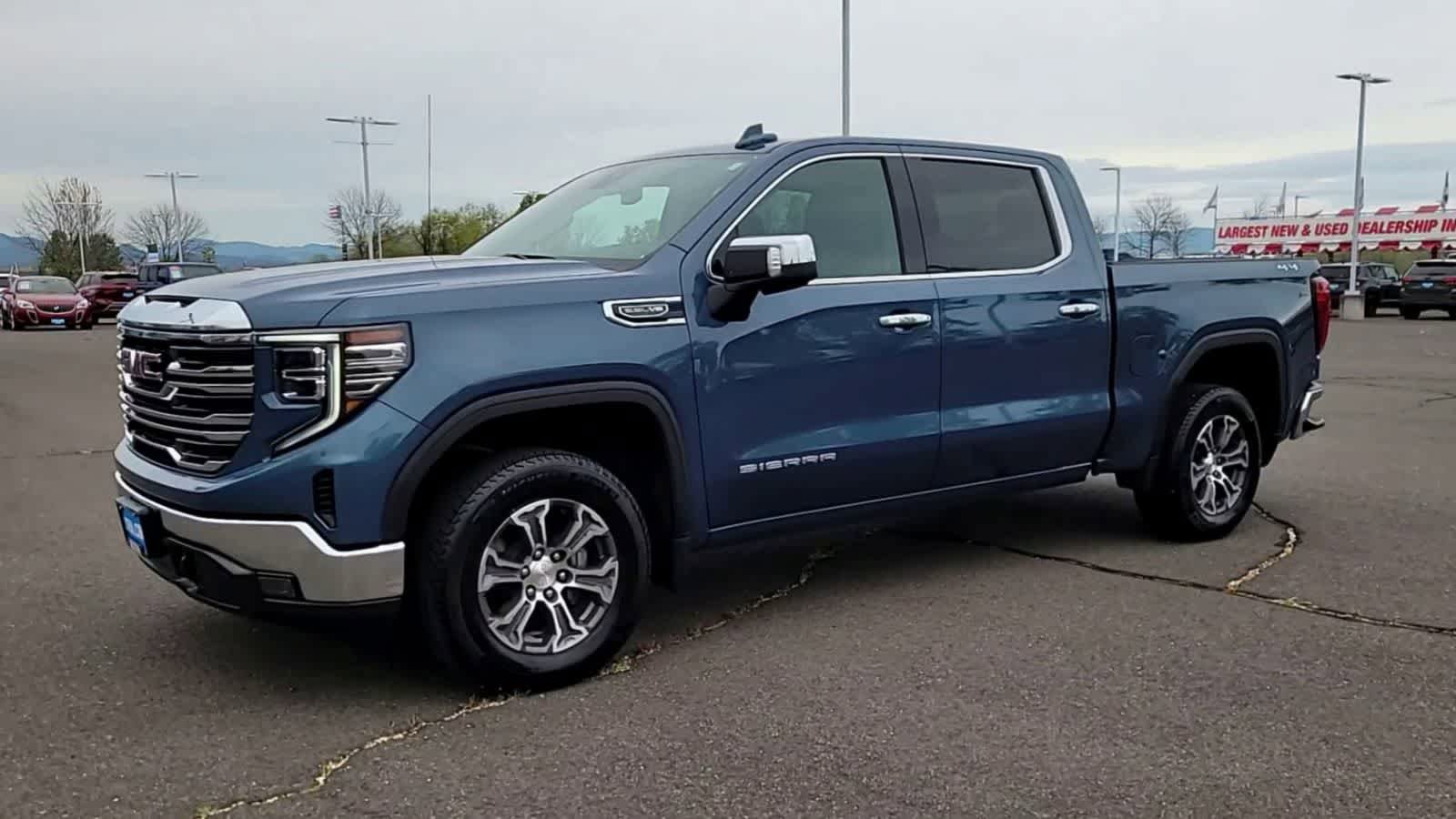 Used 2024 GMC Sierra 1500 SLT image 4