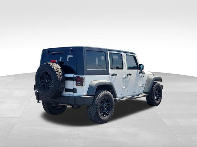 Used 2012 Jeep Wrangler Unlimited Sport AWD/4WD image 3