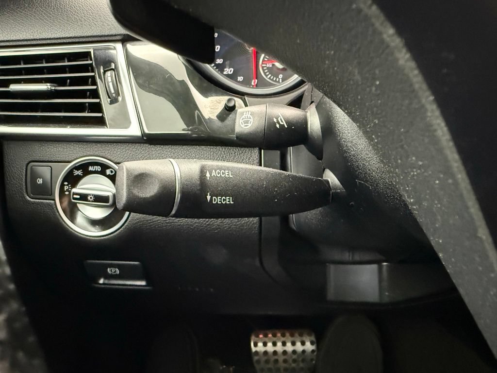 Used 2019 Mercedes-Benz GLE 400 4MATIC w/ Premium 1 Package image 45