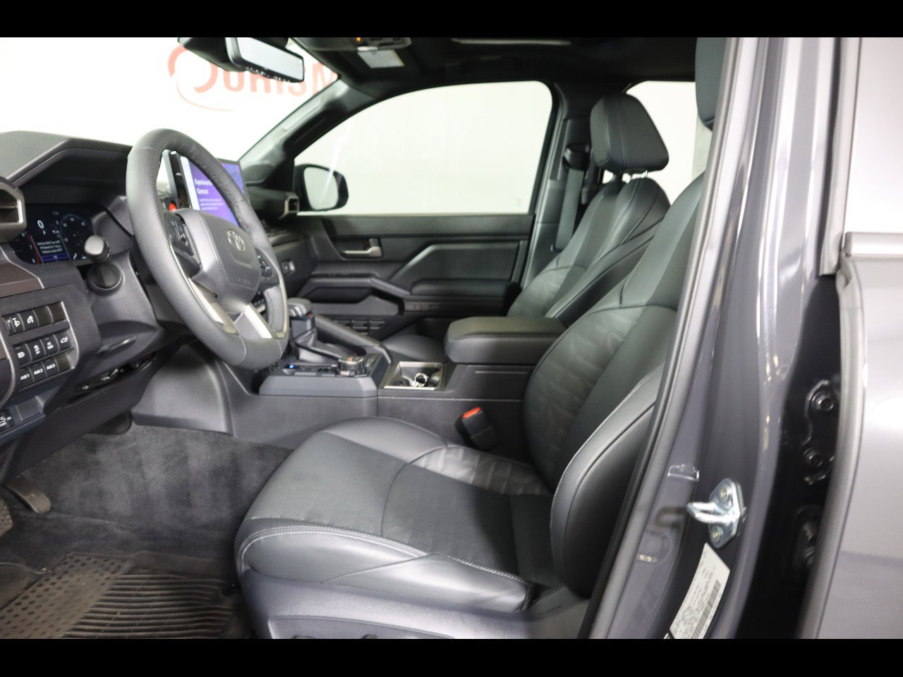 Used 2025 Toyota Tacoma TRD Off-Road w/ TRD Off Road Premium Package AWD/4WD image 21