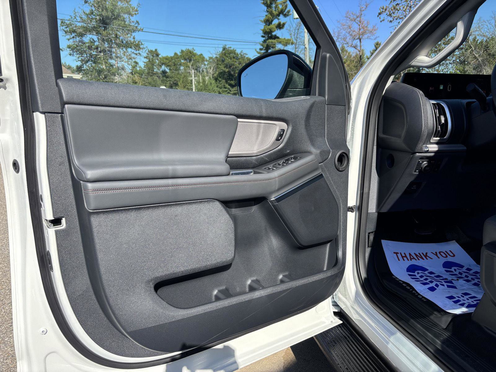 New 2025 Ford Expedition Active image 16