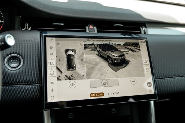 New 2026 Land Rover Discovery Sport Landmark AWD/4WD image 30