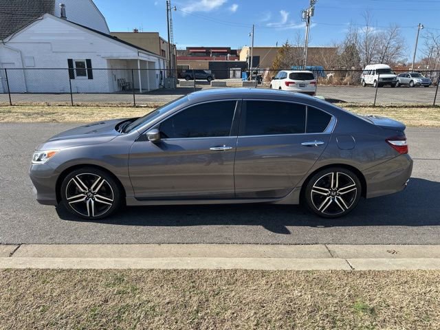 Used 2017 Honda Accord Sport Special Edition image 28