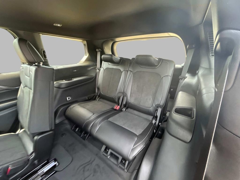 New 2025 Jeep Grand Cherokee L Altitude image 6