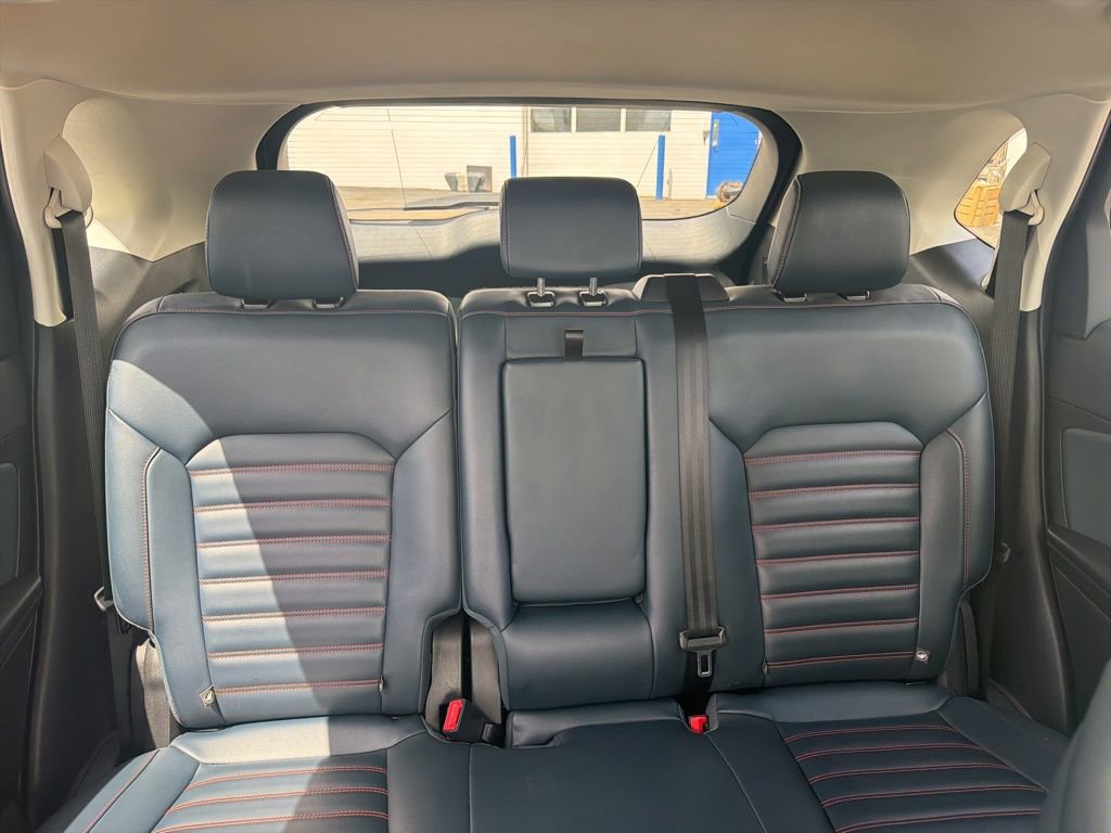 Used 2022 Ford Edge SEL w/ Sport Appearance Package AWD/4WD image 38