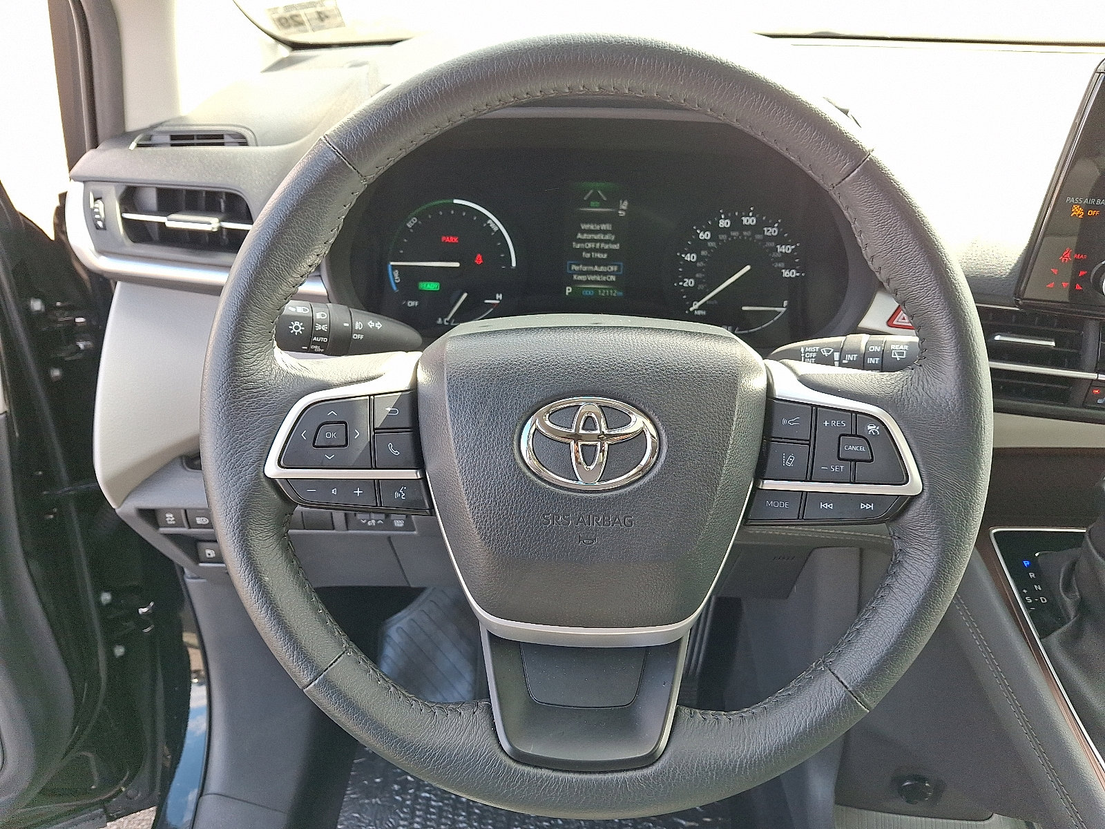 Used 2024 Toyota Sienna XLE image 20