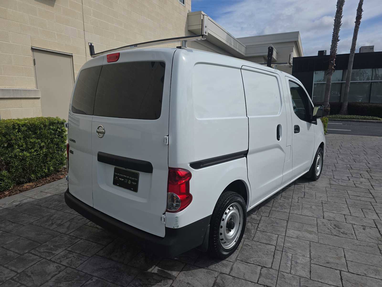 Used 2021 Nissan NV200 S w/ Back Door Glass Package image 5