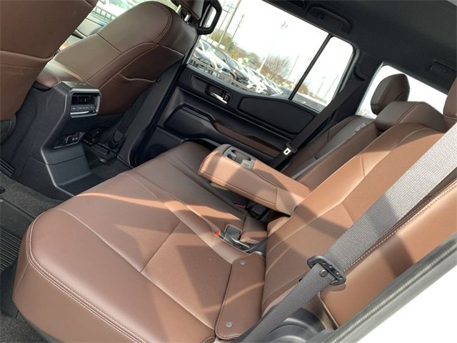 Used 2024 Toyota Land Cruiser Base image 10