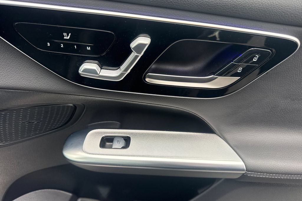 Certified 2026 Mercedes-Benz GLC 300 4MATIC image 21