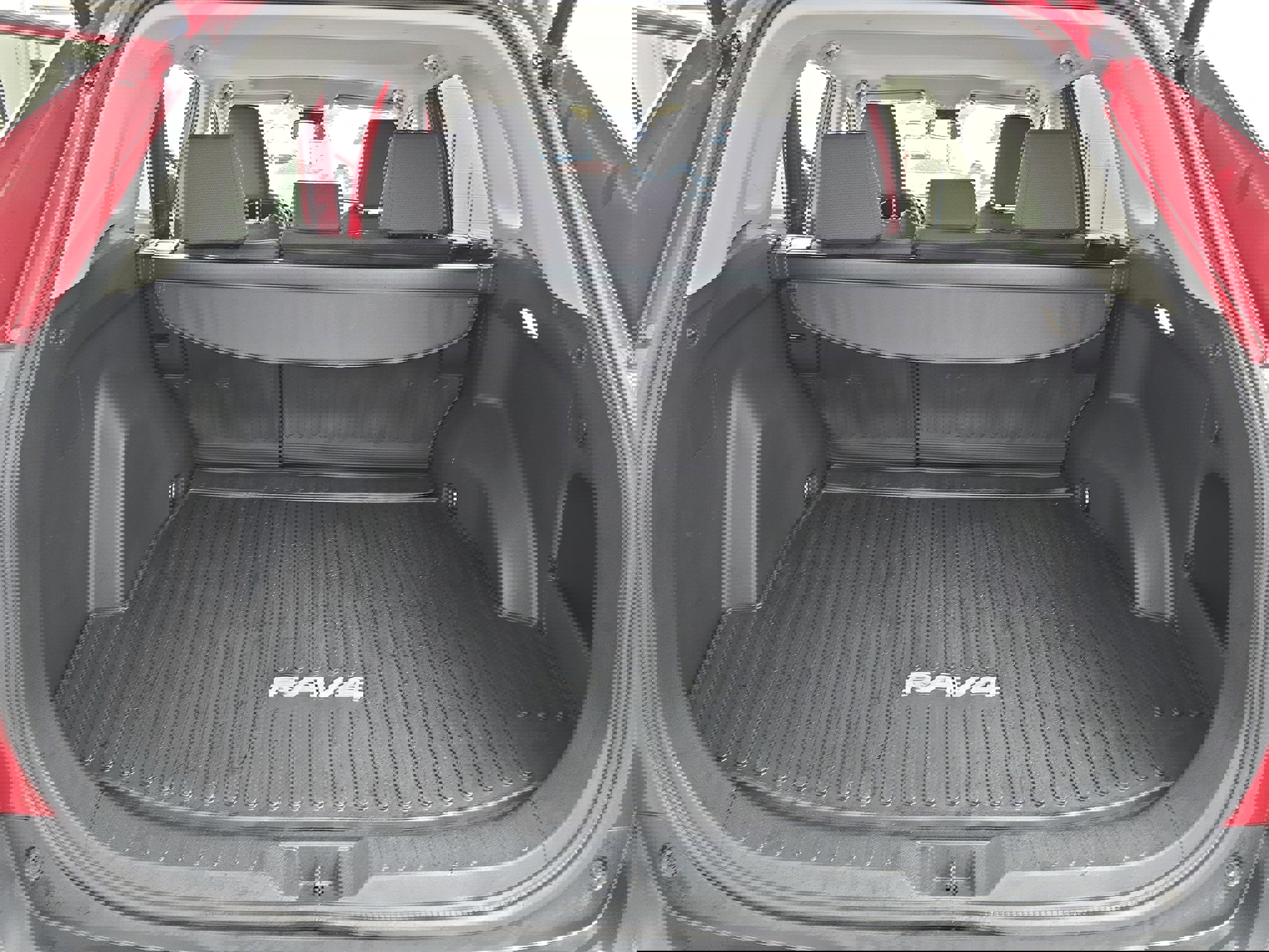 Used 2023 Toyota RAV4 XLE w/ Convenience Package image 12