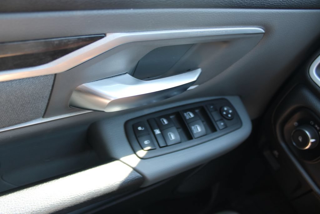Used 2023 RAM 1500 Big Horn RWD image 42