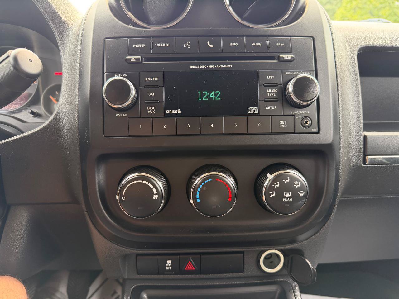 Used 2016 Jeep Patriot Sport FWD image 22