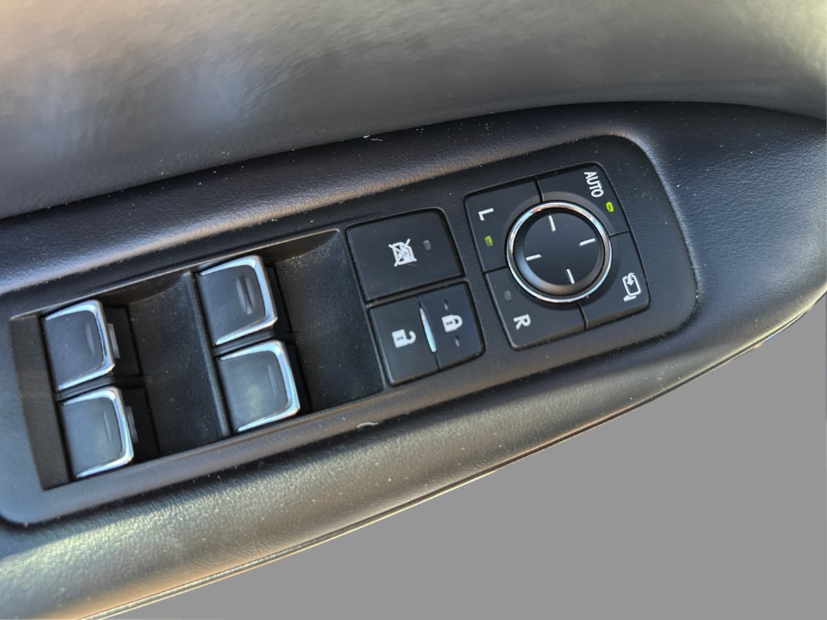 Used 2019 Lexus RX 450h AWD w/ Navigation Package image 38