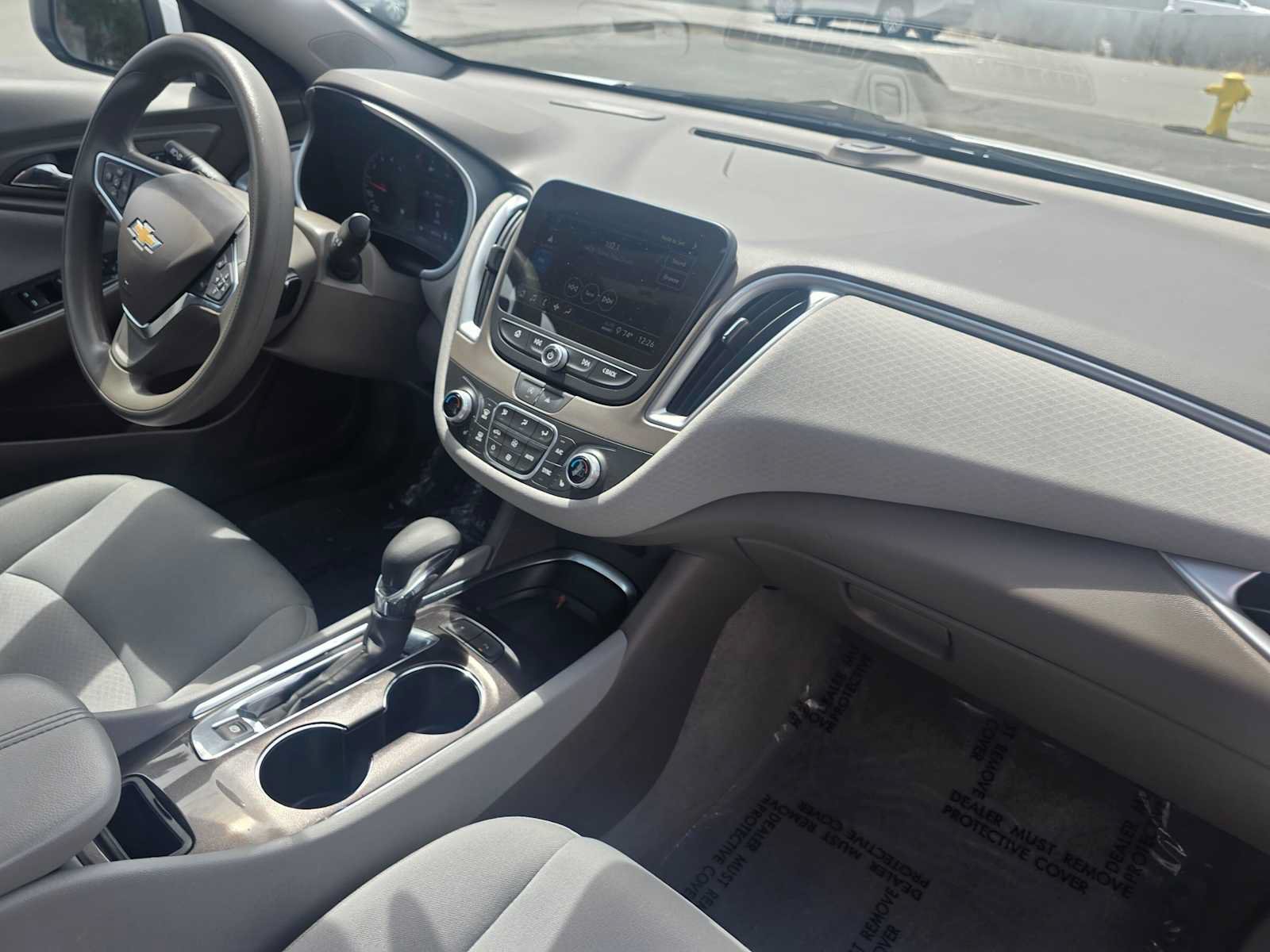 Used 2024 Chevrolet Malibu LT FWD image 11