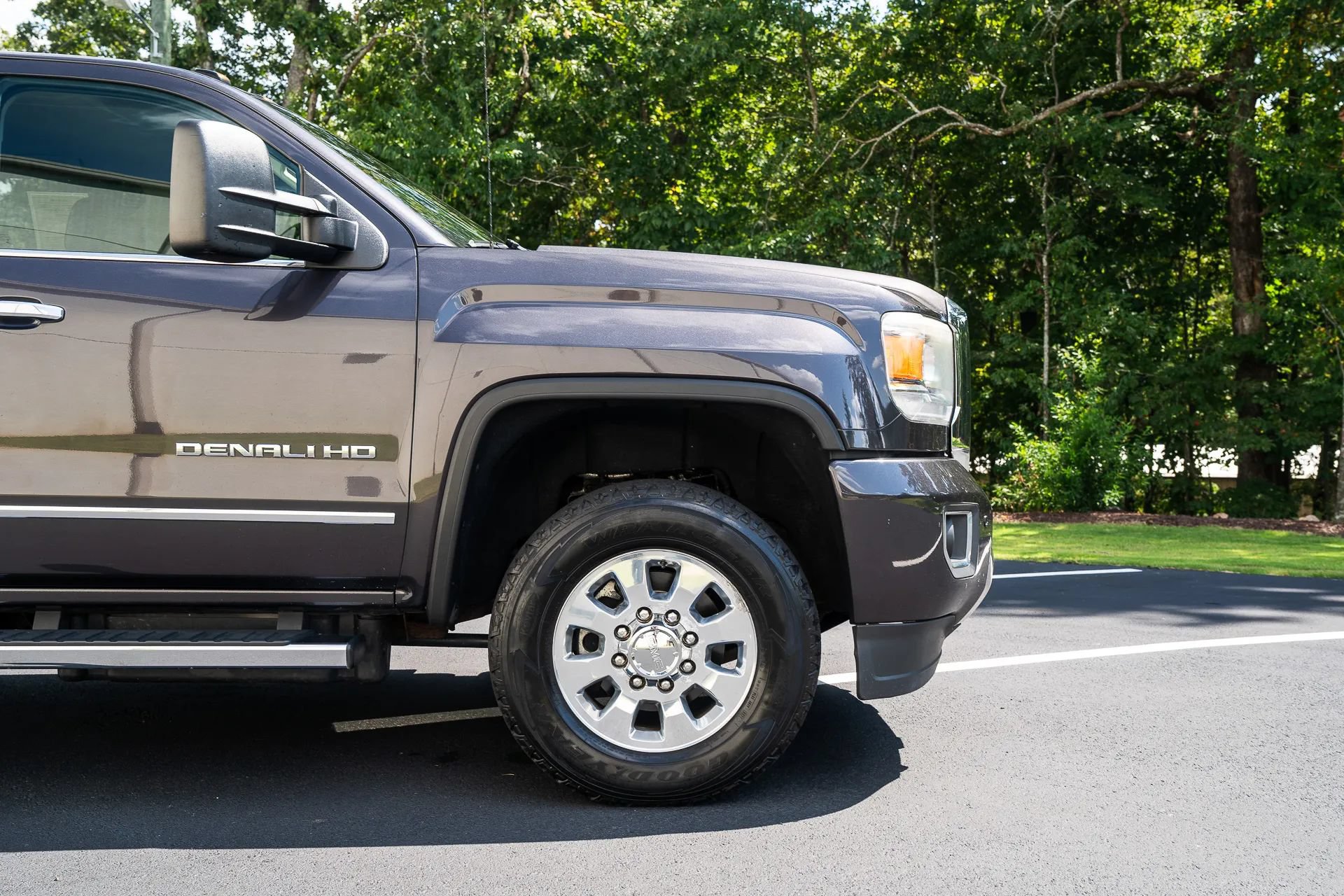 Used 2015 GMC Sierra 3500 Denali w/ Duramax Plus Package AWD/4WD image 11