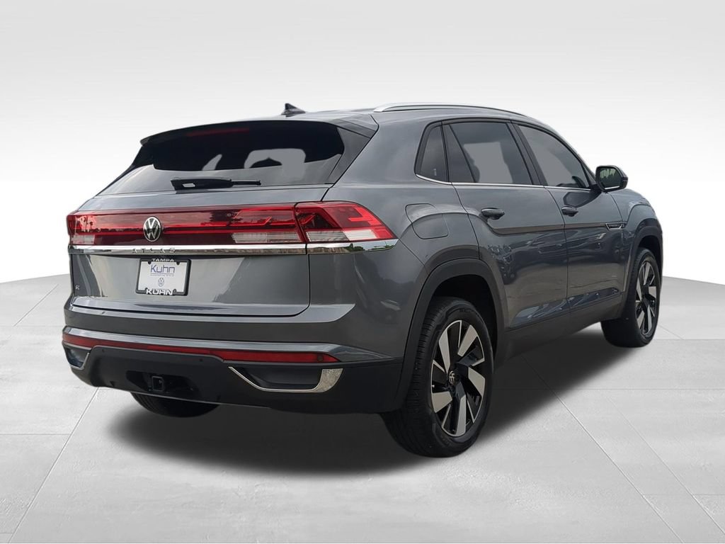 Certified 2024 Volkswagen Atlas Cross Sport SE FWD image 3