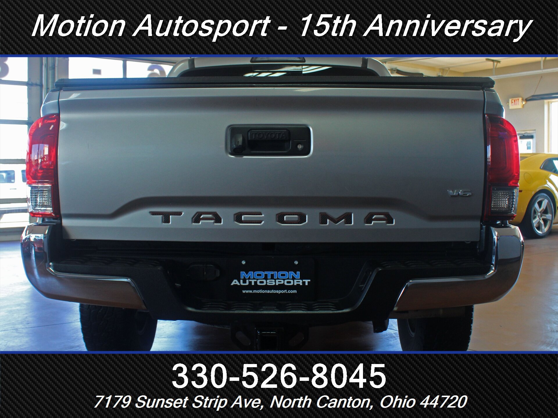 Used 2019 Toyota Tacoma TRD Off-Road AWD/4WD image 9