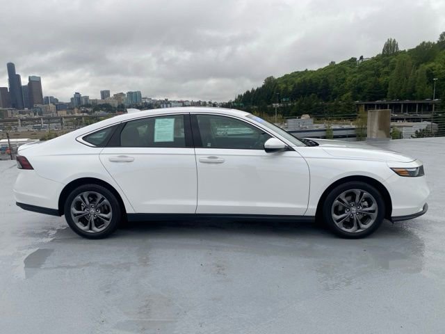 Certified 2023 Honda Accord EX image 3