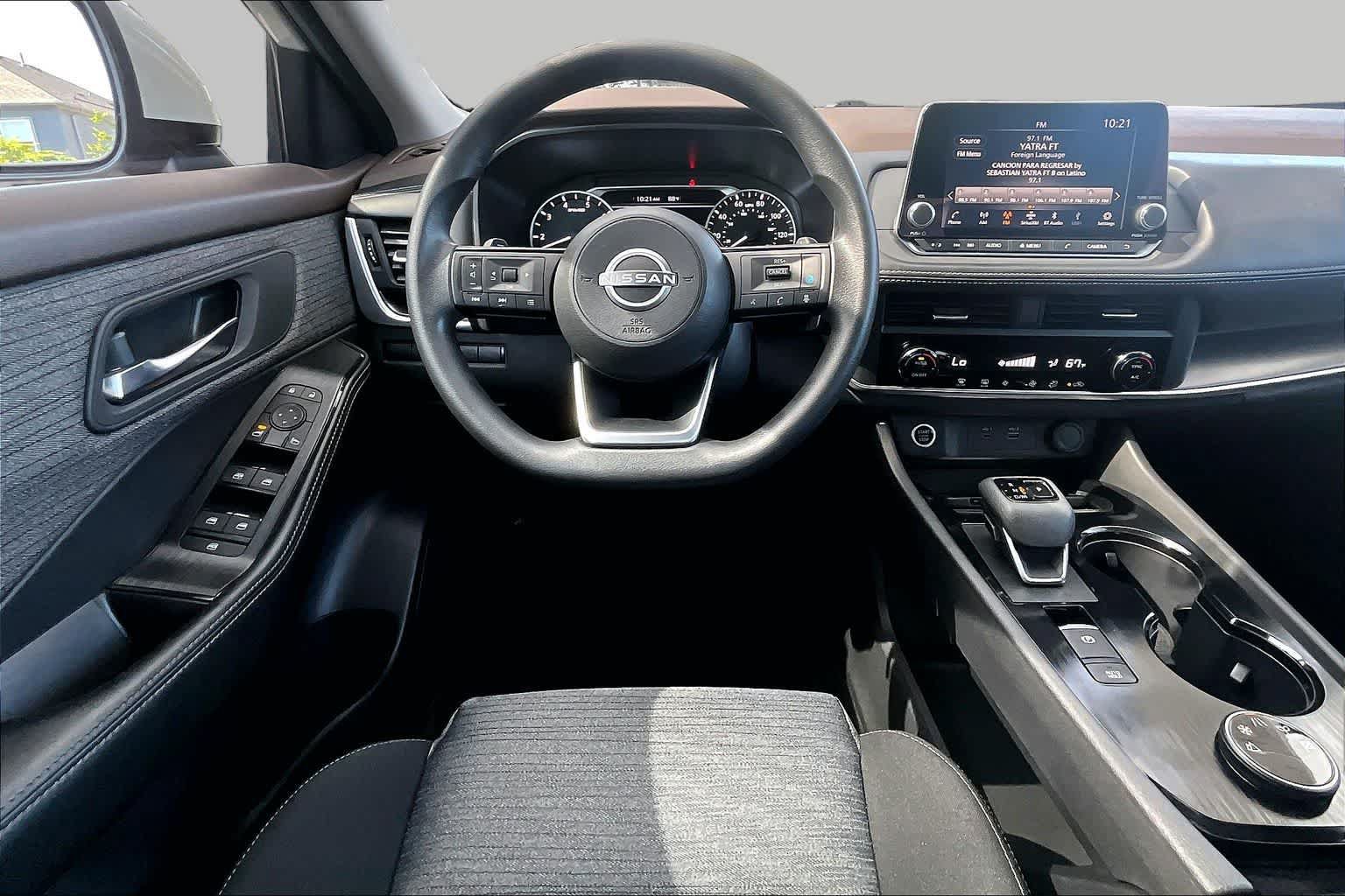 Used 2023 Nissan Rogue SV AWD/4WD image 6