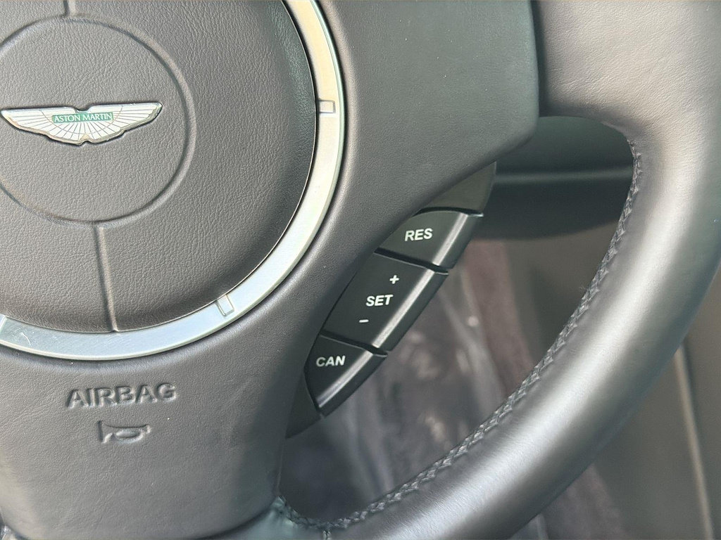 Used 2015 Aston Martin DB9 Coupe RWD image 9