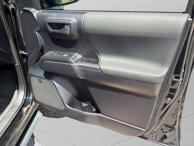 Used 2019 Toyota Tacoma TRD Pro AWD/4WD image 10