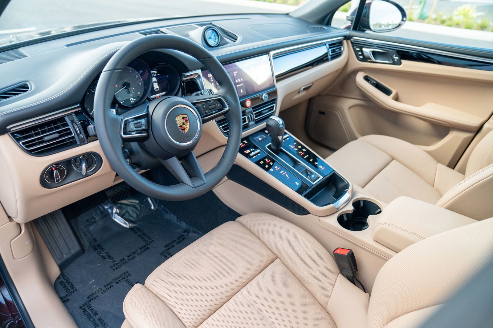 New 2026 Porsche Macan S image 4