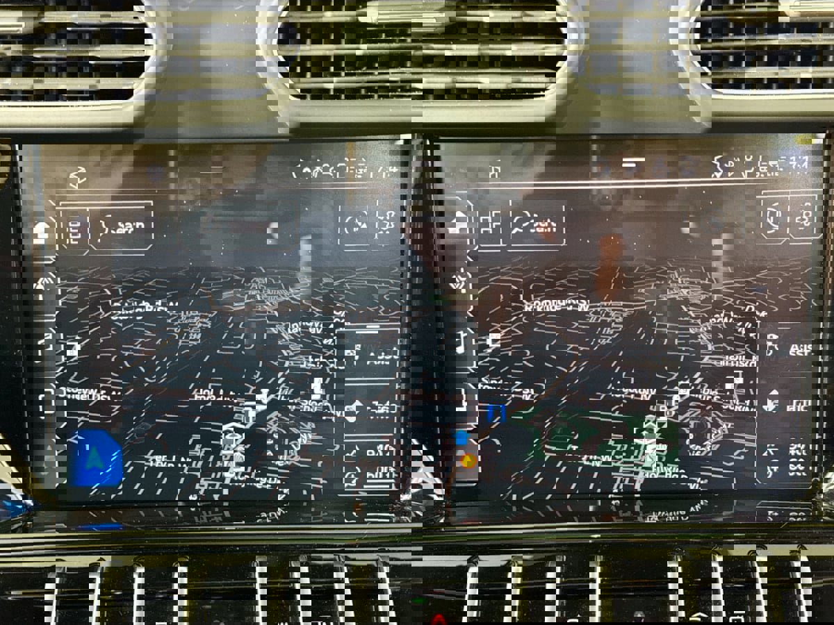 Used 2020 Lamborghini Urus image 13