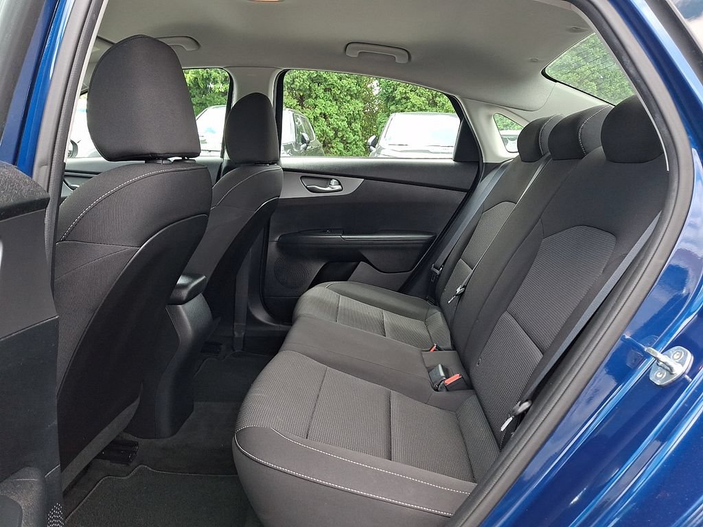Used 2019 Kia Forte LXS FWD image 10