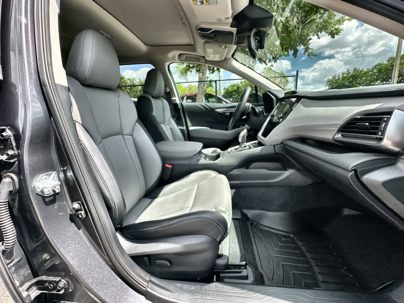Used 2025 Subaru Outback Limited image 9