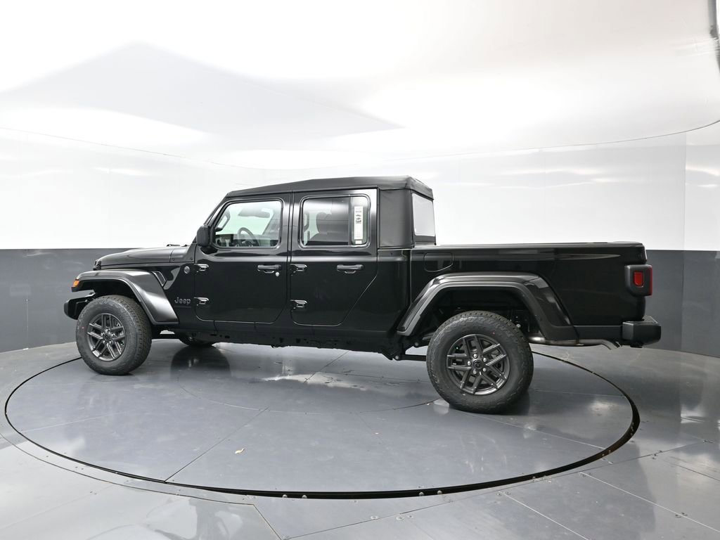 New 2026 Jeep Gladiator Sport image 11