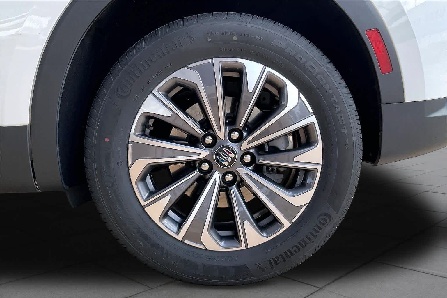 Used 2024 Buick Envision Preferred AWD/4WD image 12