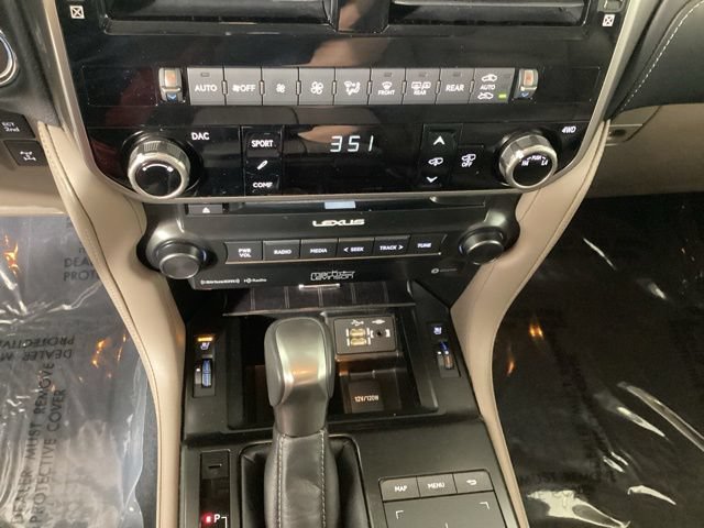 Certified 2023 Lexus GX 460 Luxury w/ Sport Design Package AWD/4WD image 28