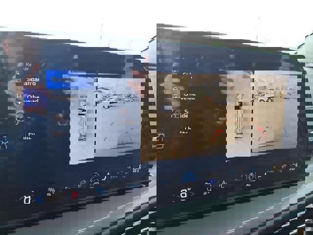 New 2026 Chevrolet Traverse LT w/ Midnight/Sport Edition image 13