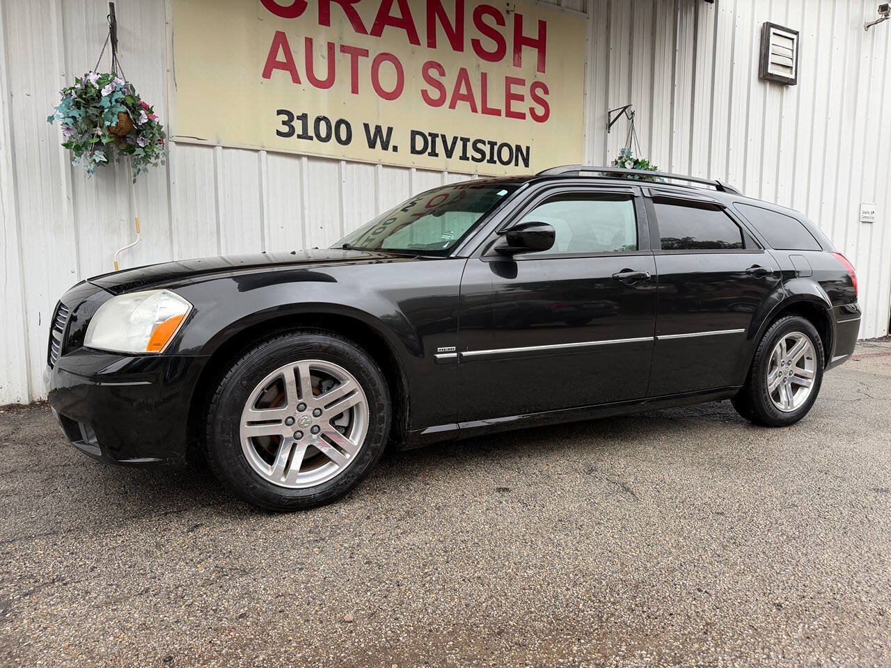 Used 2005 Dodge Magnum R/T w/ Convenience Group II RWD image 9