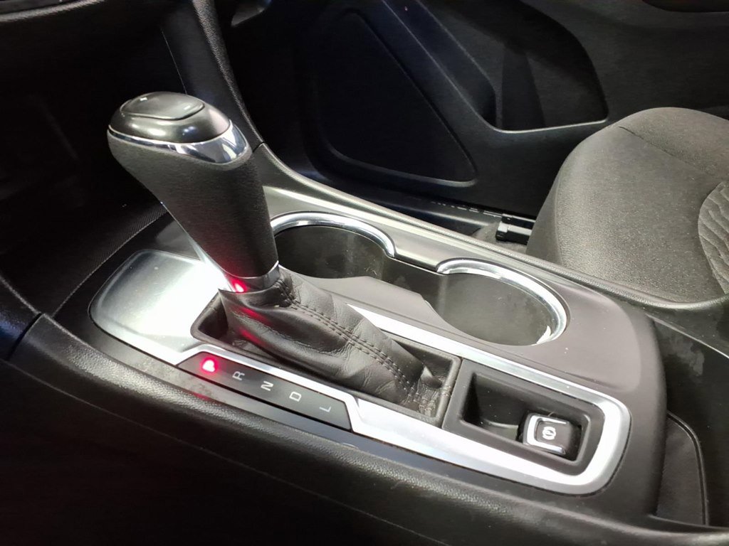 Used 2020 Chevrolet Equinox LT image 17