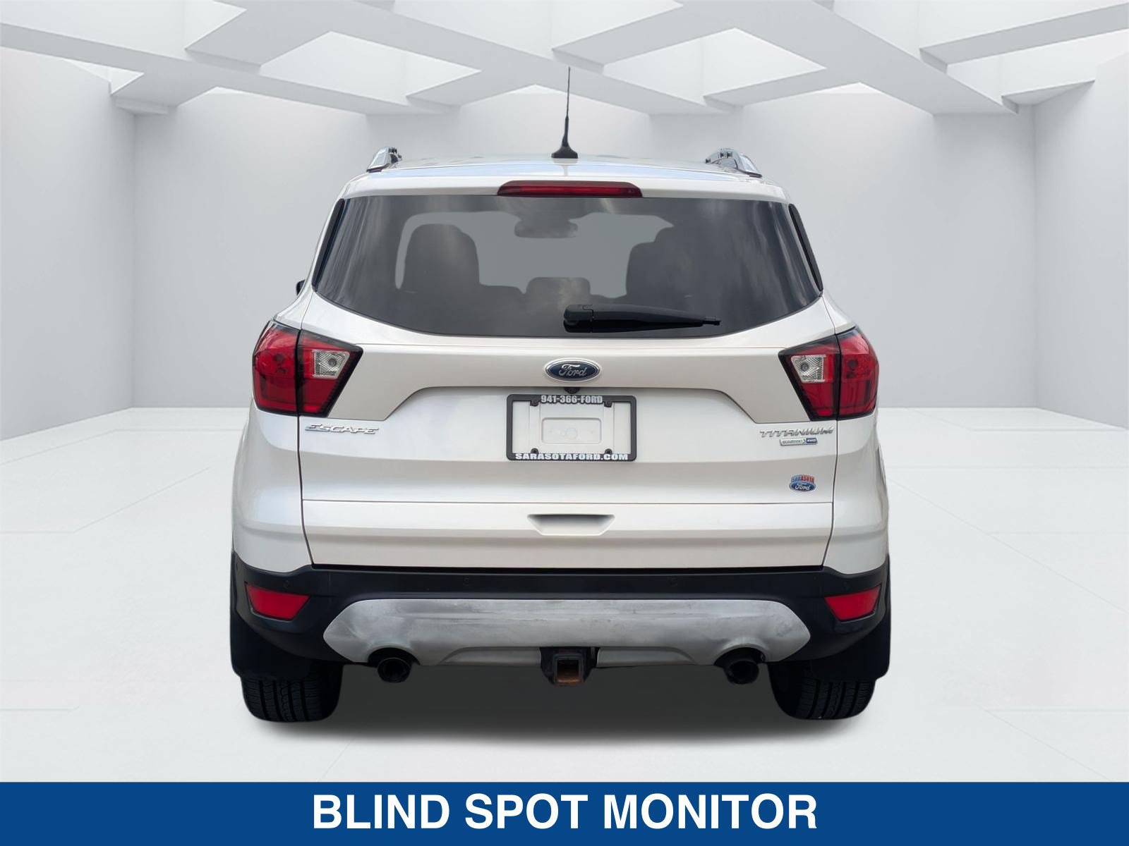 Used 2019 Ford Escape Titanium AWD/4WD image 6