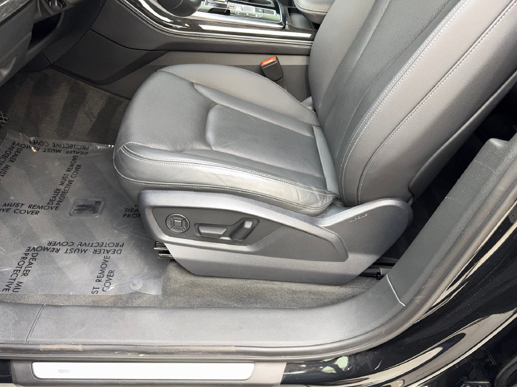 Used 2025 Audi Q7 3.0T Premium Plus AWD/4WD image 28