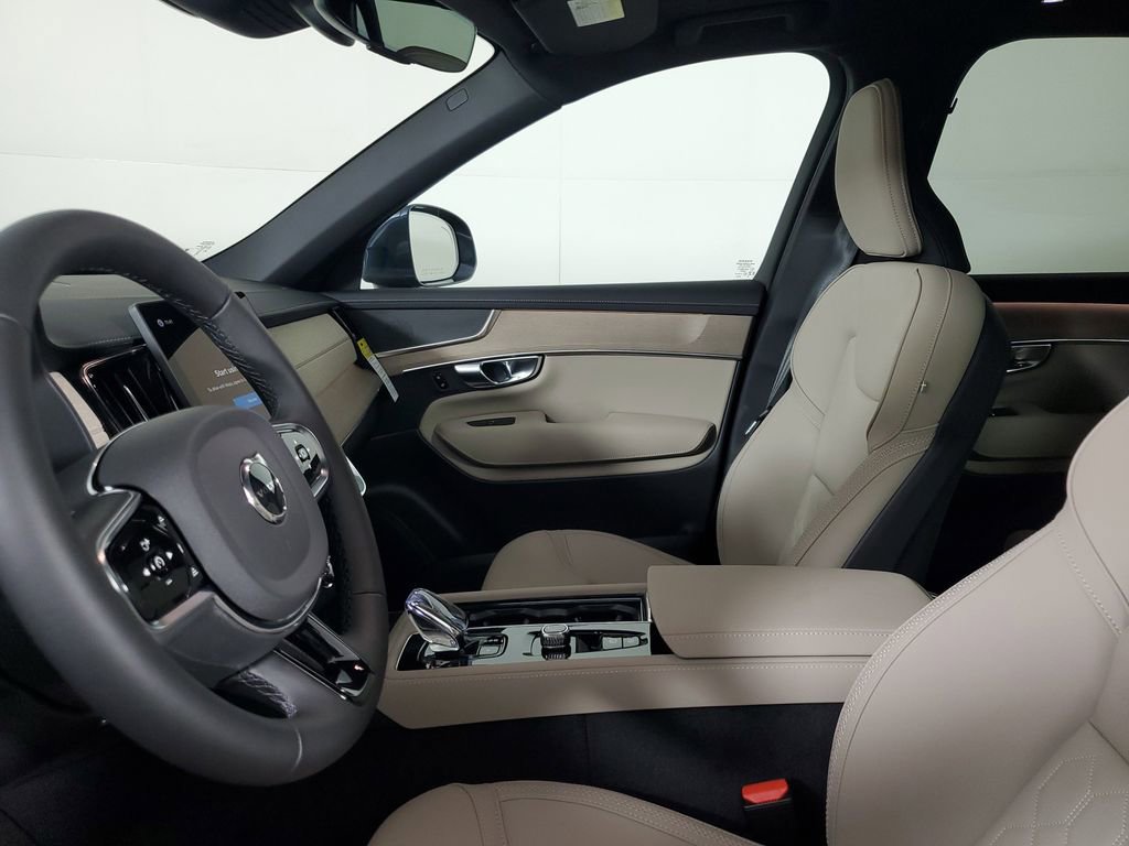 New 2026 Volvo XC90 T8 Core w/ Protection Package AWD/4WD image 23
