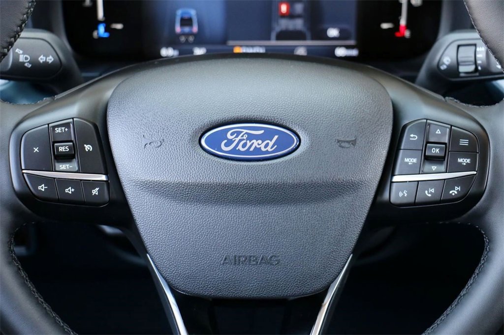 New 2025 Ford Maverick XLT w/ XLT Luxury Package image 18